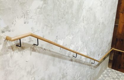 מאחזי יד למבוגרים – פתרון בטיחות חשוב בכל בית